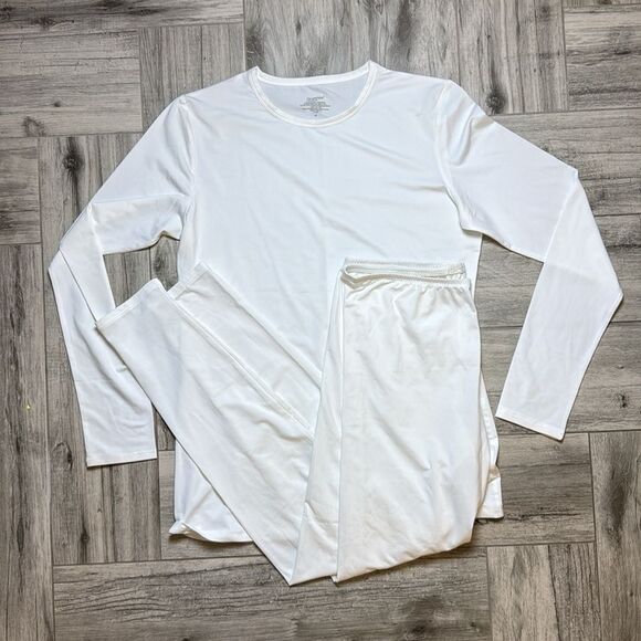 Climate Right by Cuddl Duds Womens White 2 Piece Base Layer Pajamas Set Medium - Picture 1 of 15
